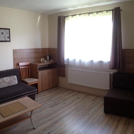 Guest House Fleurs Liptovsky Mikulas Luaran gambar