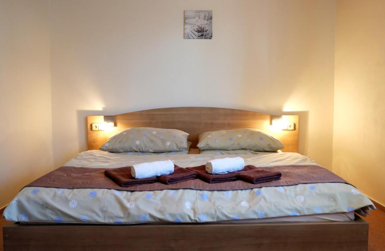 Guest House Fleurs Liptovsky Mikulas Luaran gambar